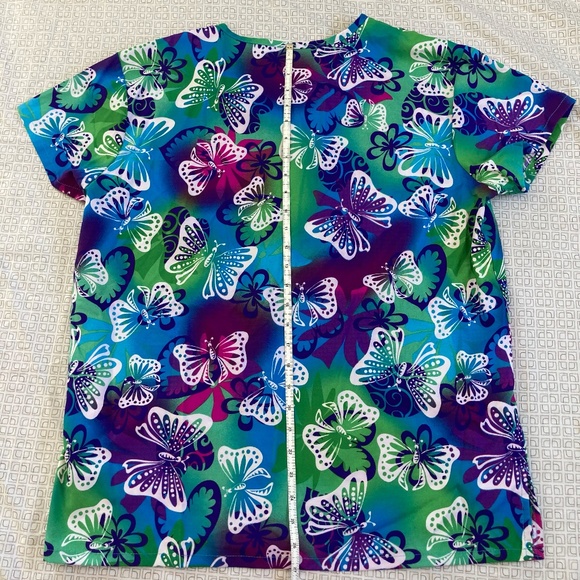 Scrub top - Picture 2 of 2